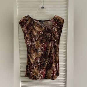 Susan Lawrence Brown and Red Asymmetrical Fitted Blouse